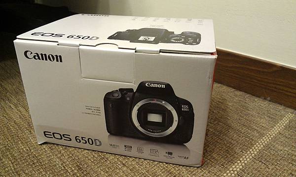 【中肯‧開箱】Canon EOS 650D+18-135mm IS STM‧人生第一台單眼！ @包子爸の食尚攝影手札