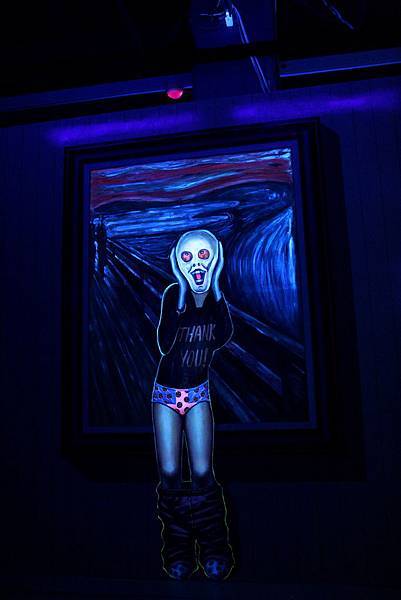 【中肯‧遊記】Dark Art．3D夜光藝術展@華山創意園區 @包子爸の食尚攝影手札