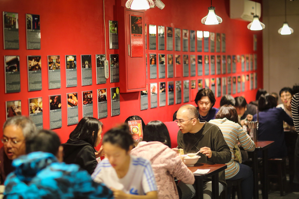 【中肯‧食記】台北東區‧七十二牛肉麵‧米其林4星級推薦 @包子爸の食尚攝影手札