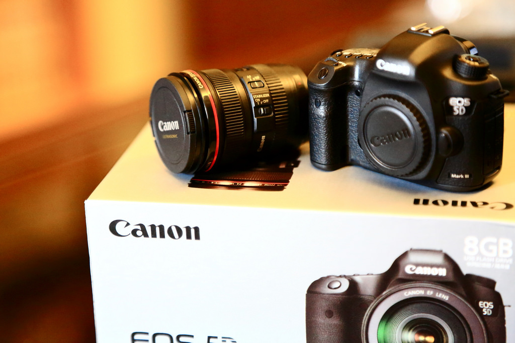 【中肯‧評測】Canon EF 24-105mm f4L IS USM‧步入黃昏的旅遊變焦之王 @包子爸の食尚攝影手札