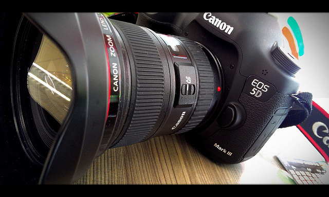 【中肯‧開箱】Canon EF 16-35mm f/2.8L II USM‧超廣角變焦L的絕對魅力 @包子爸の食尚攝影手札
